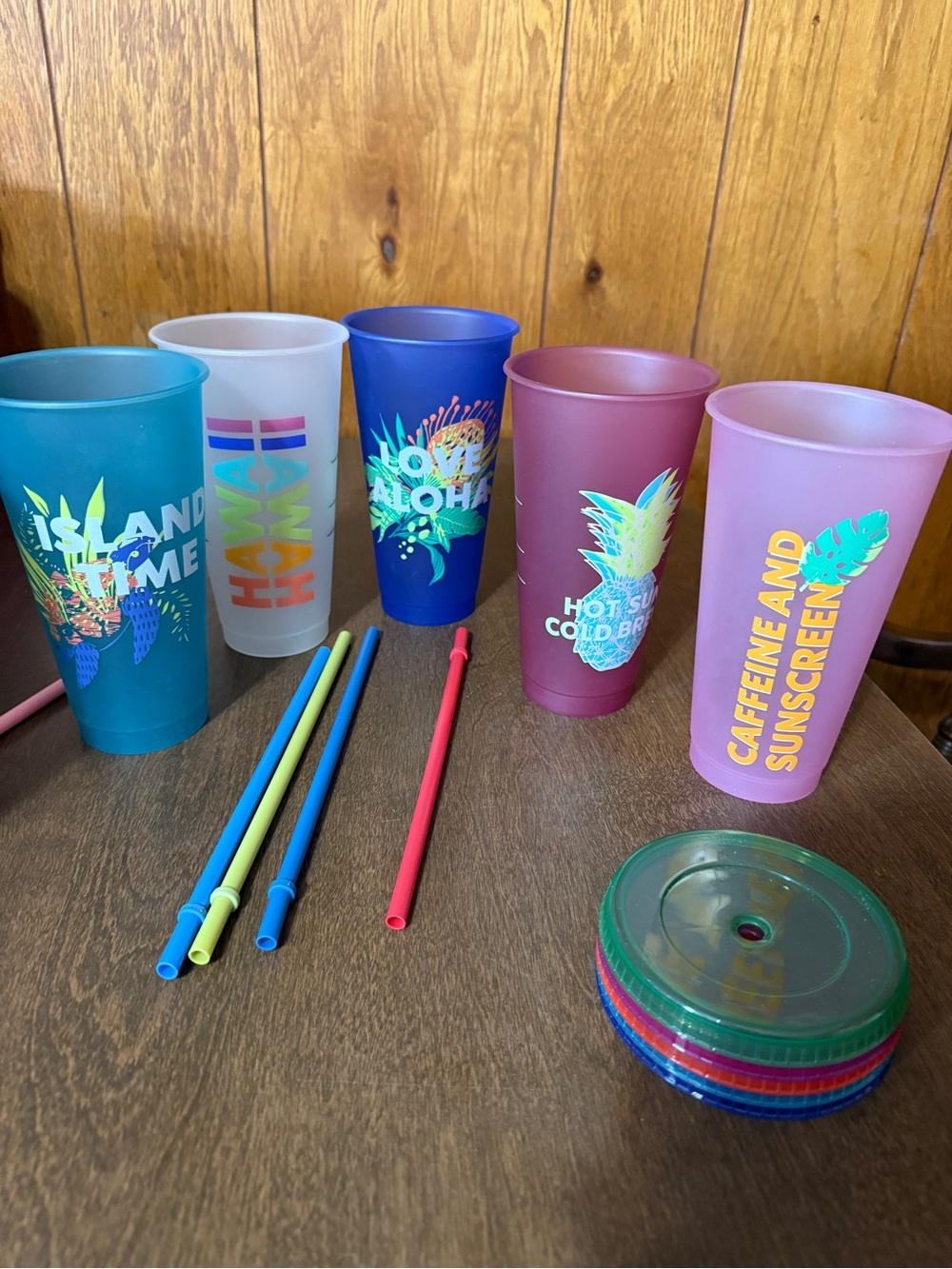 2020 Starbucks Hawaii Collection 24oz Set Of 5 Reusable Cold Cups With Straws - Picture 2 of 10